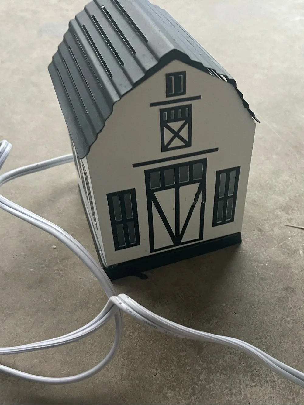 Intertek White farmhouse barn metal wax warmer fragrance lamp Wall Plug In CUTE!